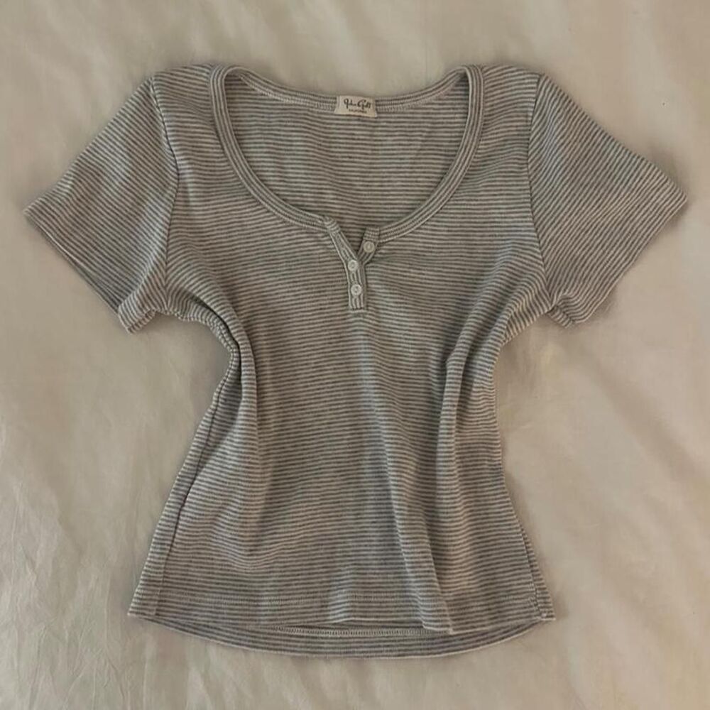 Brandy-melville Women's Grey and Blue Crop-top
